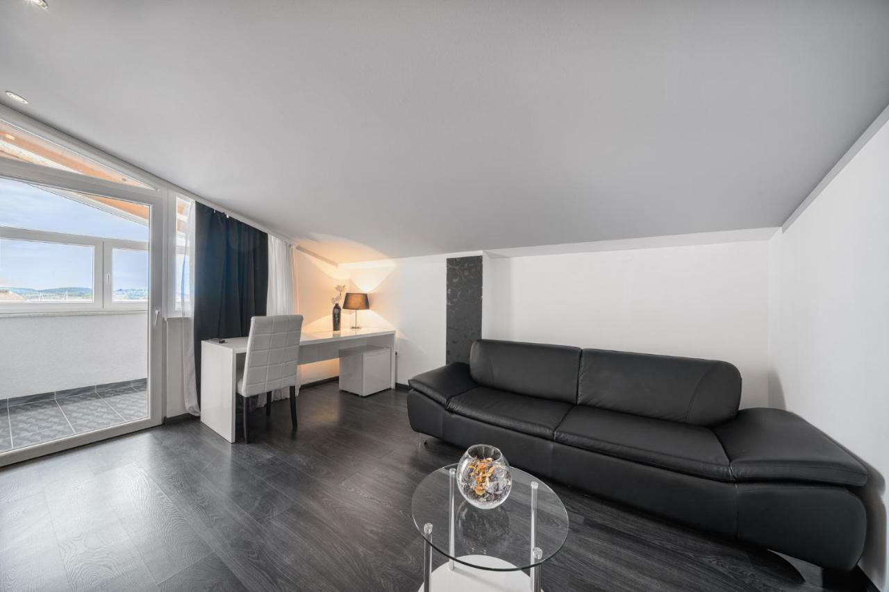 וודיצה The Suites - Small Luxury Living מראה חיצוני תמונה