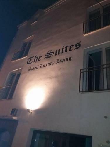 וודיצה The Suites - Small Luxury Living מראה חיצוני תמונה