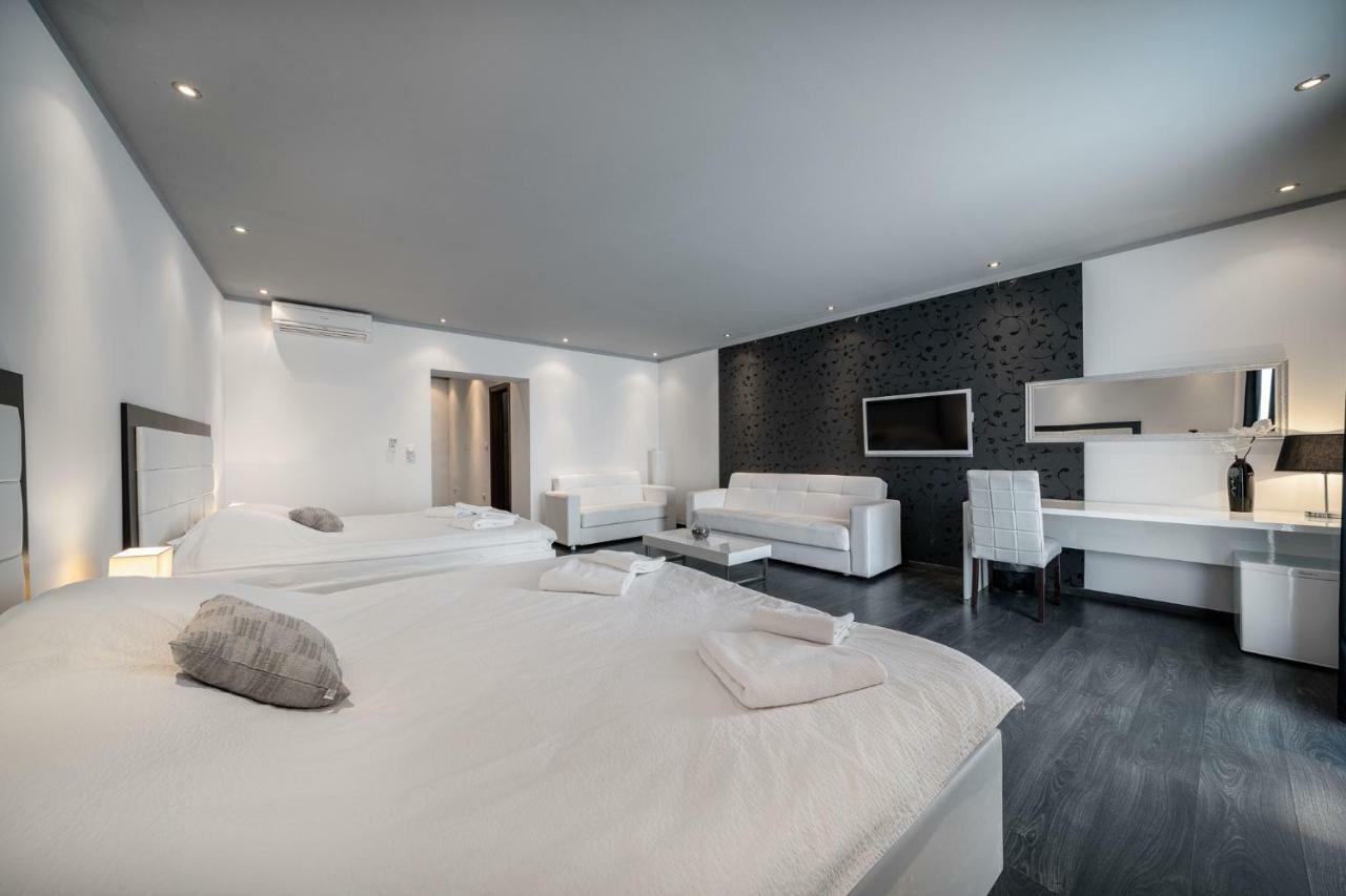 וודיצה The Suites - Small Luxury Living מראה חיצוני תמונה